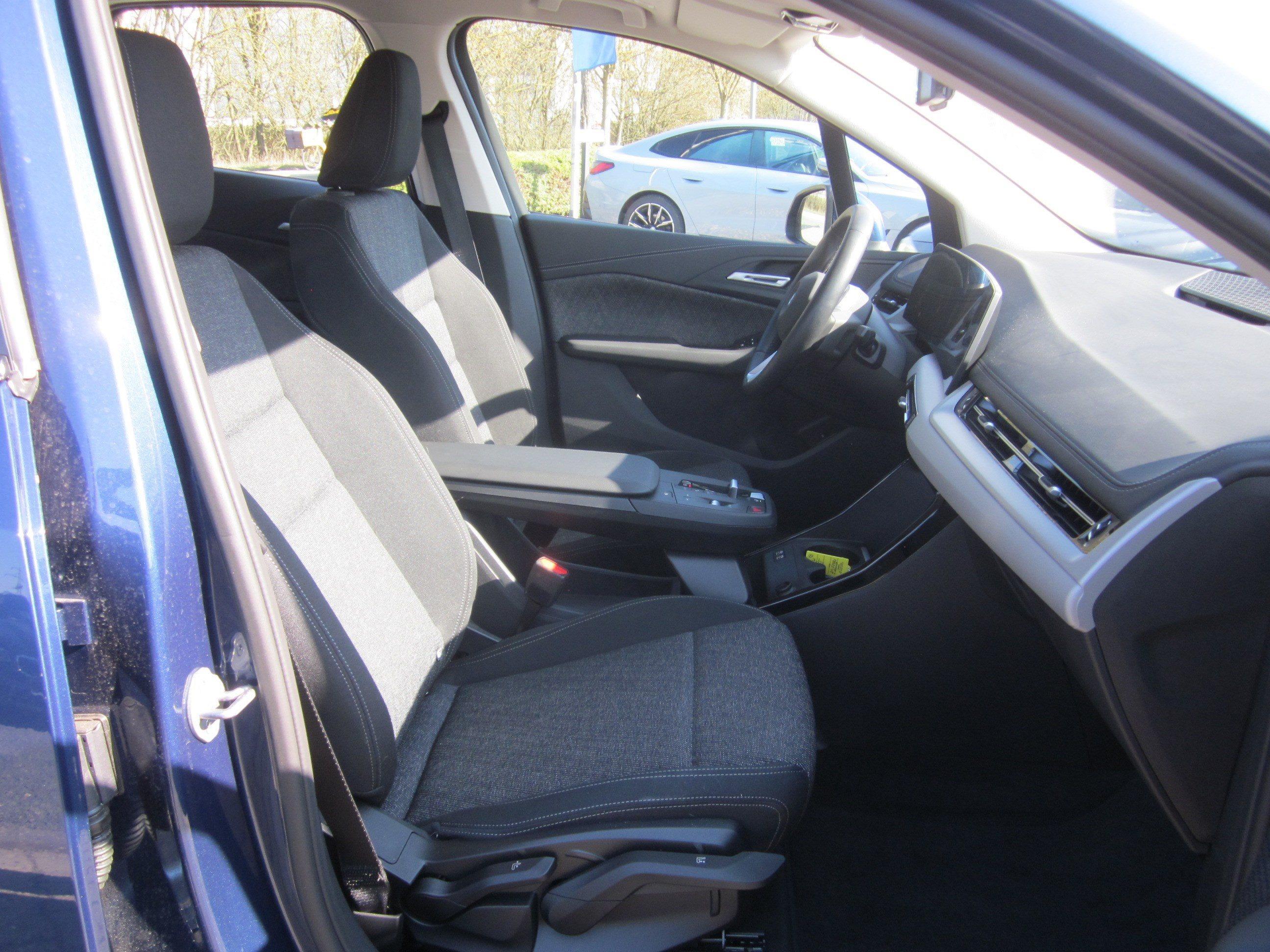 BMW 220 220i Active Tourer