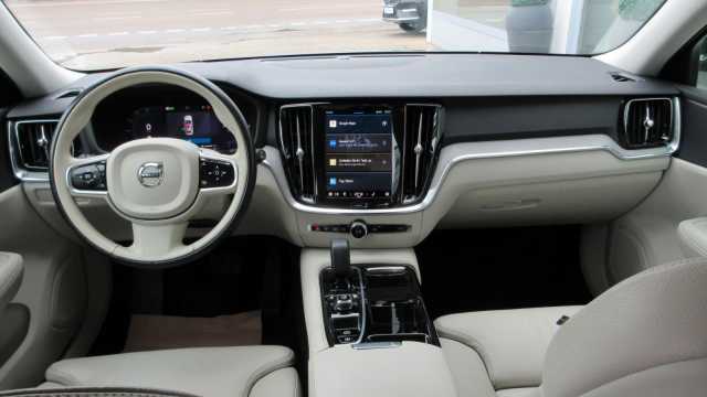 Volvo V60 Bright Plus T8