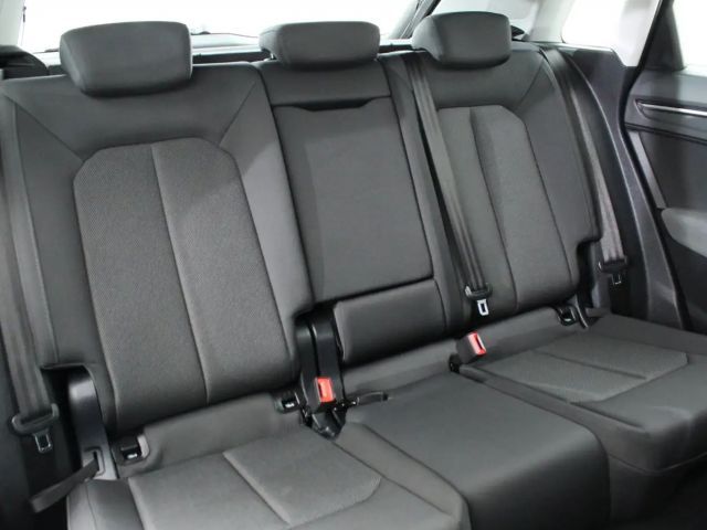 Audi Q3 45 TFSI Hybride