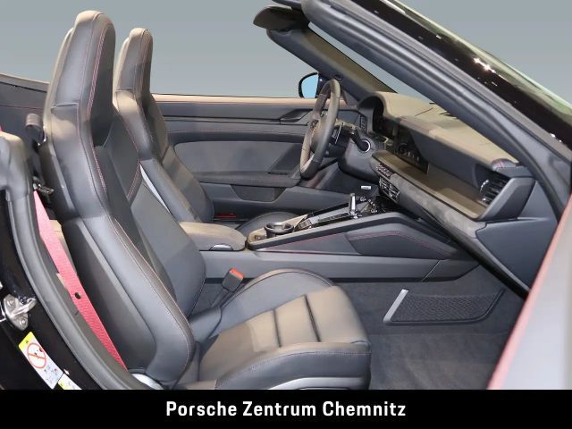 Porsche 911 Cabrio Carrera GTS