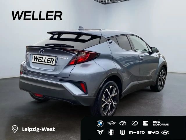 Toyota C-HR Hybride Team D