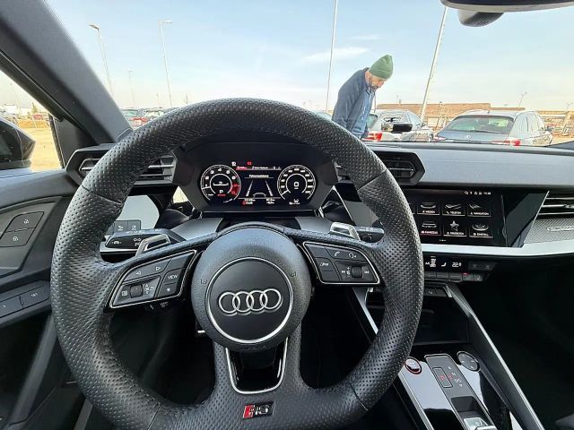 Audi RS3 Quattro S-Tronic Sedan