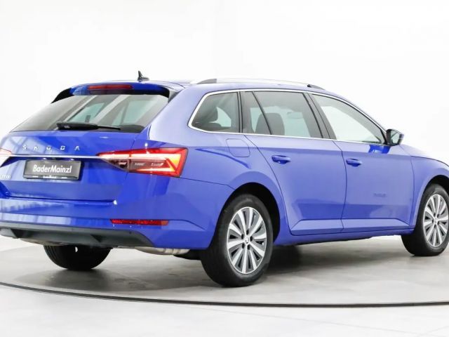 Skoda Superb 2.0 TSI Combi Style Style