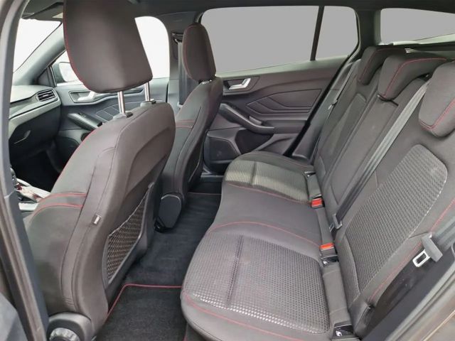 Ford Focus EcoBoost ST Line Wagon