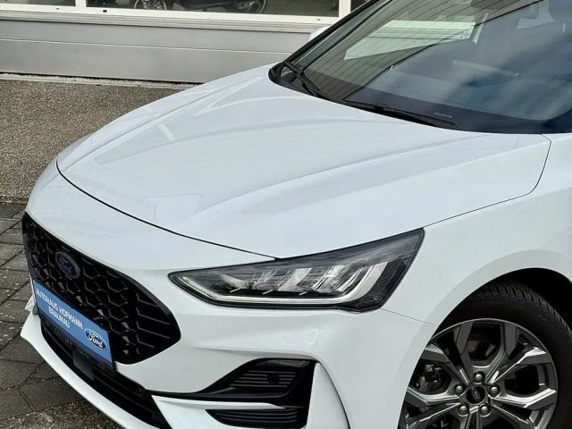 Ford Focus EcoBoost ST Line