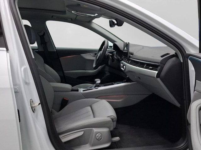 Audi A4 40 TFSI Avant S-Tronic