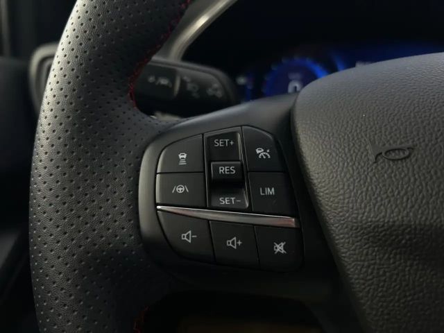 Ford Focus EcoBoost ST Line Wagon