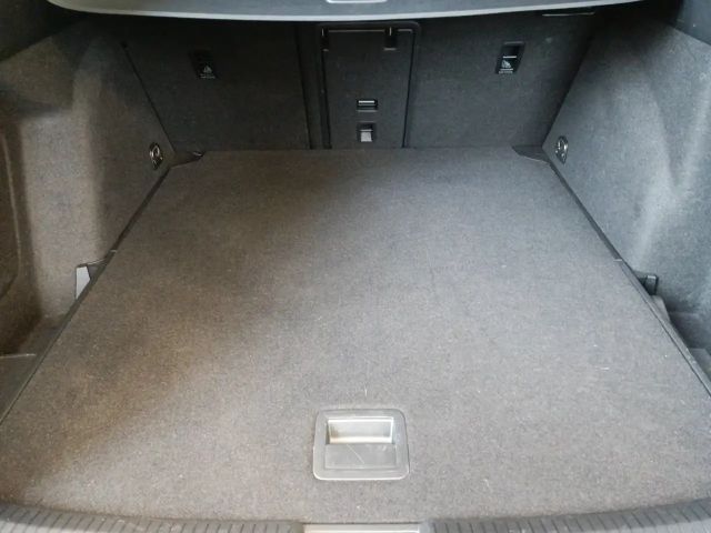 Volkswagen Golf 2.0 TDI DSG Golf VIII Variant