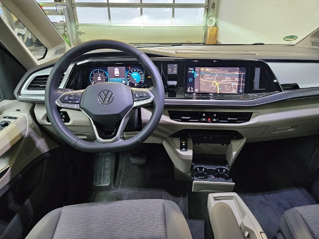 Volkswagen Multivan 2.0 TDI DSG Lang T7