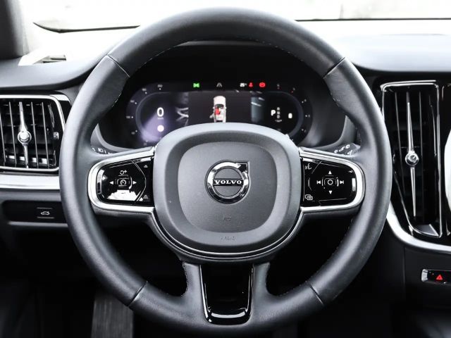 Volvo V60 Cross Country AWD Plus