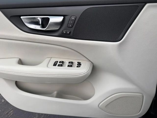 Volvo V60 AWD Plus T6