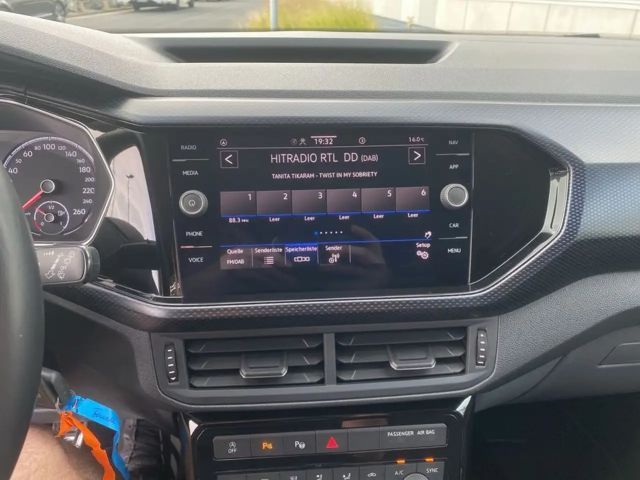 Volkswagen T-Cross 1.0 TSI R-Line