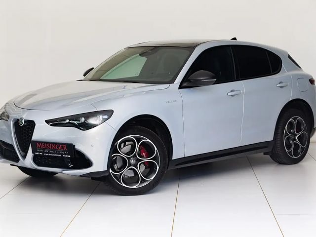 Alfa Romeo Stelvio AT8 Q4
