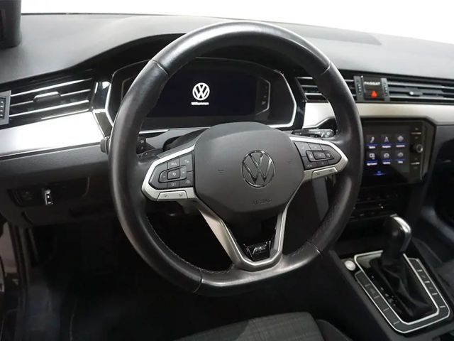 Volkswagen Passat 2.0 TSI DSG R-Line