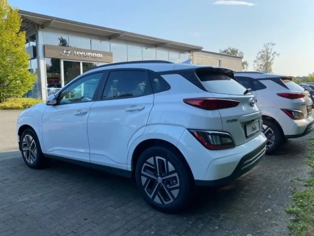 Hyundai Kona 2WD Advantage