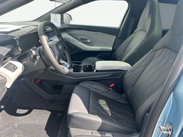 Ford Explorer Extended range RWD