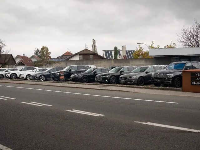 Ford Kuga 2.5 FHEV Aut., Neuwagenzustand !