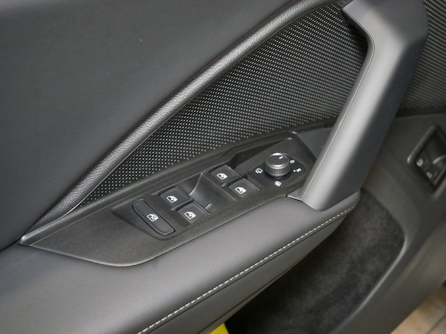 Volkswagen Tiguan R-Line eHybrid