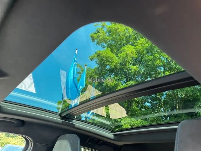 BMW 135 Sedan xDrive