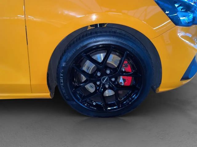 Ford Focus EcoBoost ST Line