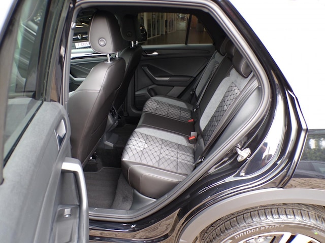 Volkswagen T-Roc 1.5 TSI DSG R-Line