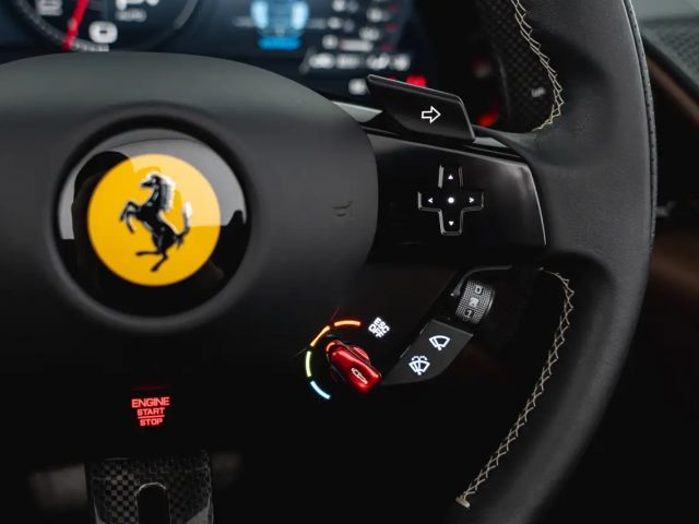 Ferrari Roma Spider
