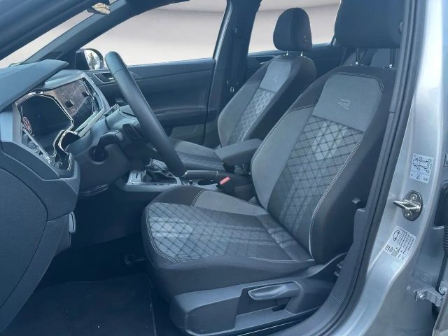 Volkswagen Taigo 1.0 TSI DSG R-Line