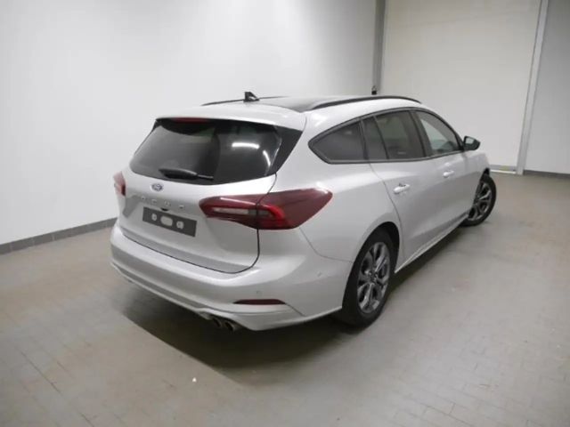 Ford Focus ST Line Wagon