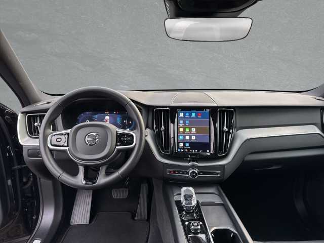 Volvo XC60 AWD Dark Plus