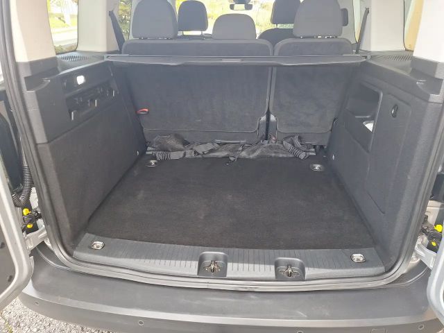 Volkswagen Caddy 4Motion Combi
