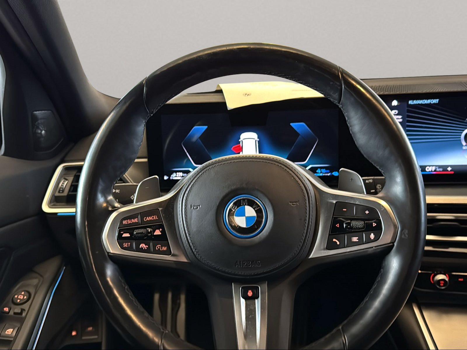 BMW 330 330e Touring