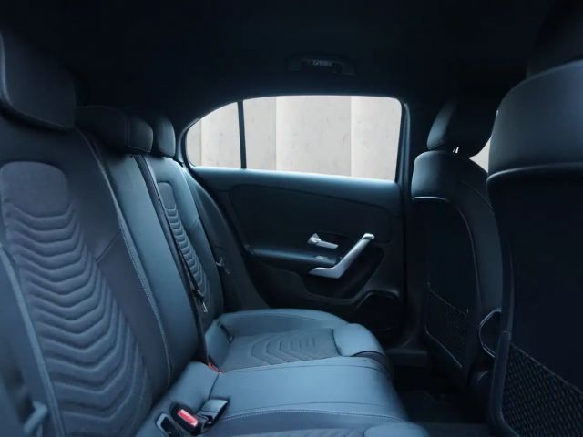 Mercedes-Benz A 180 Progressive