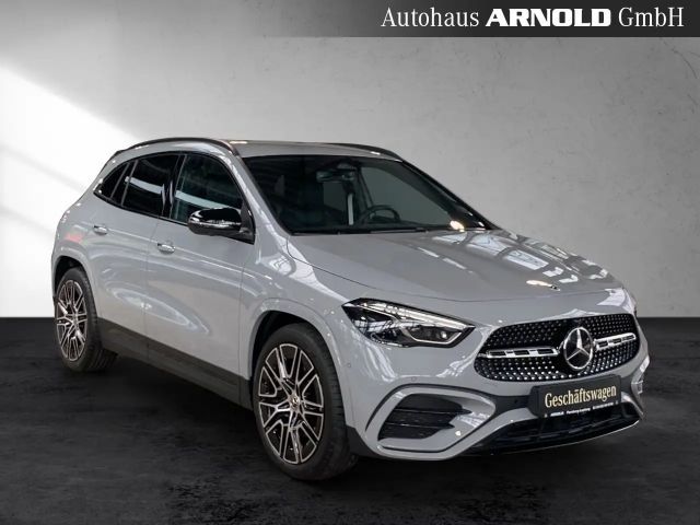 Mercedes-Benz GLA 180 AMG Line