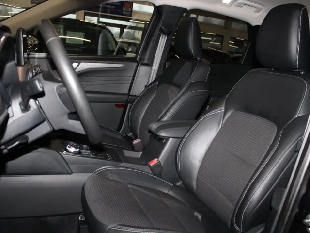 Ford Kuga Plug in Hybrid Titanium X