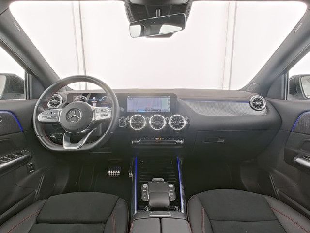 Mercedes-Benz EQA 300 4MATIC