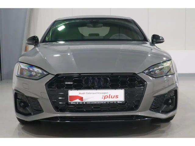 Audi A4 40 TDI Avant S-Line