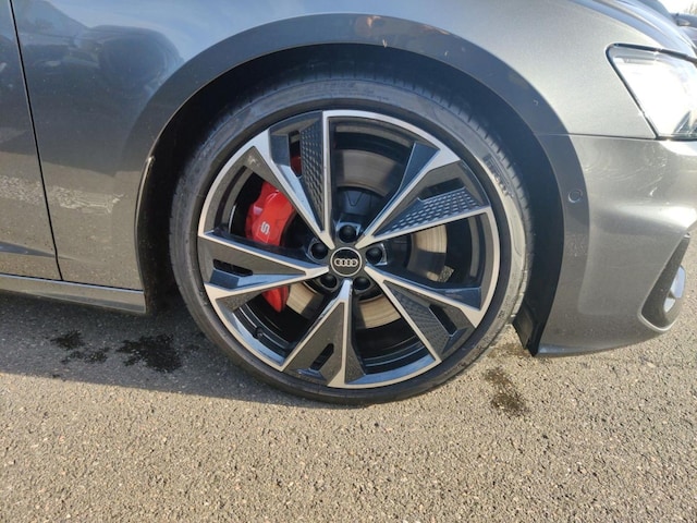 Audi S6 Avant Quattro