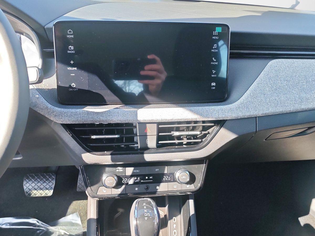 Skoda Kamiq Balance 1,5 TSI DSG AHK Navi Spurwechsela.