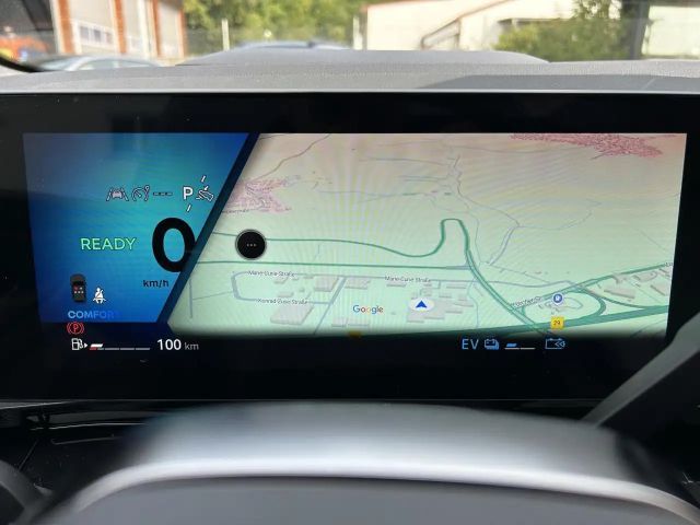 Renault Espace E-Tech Hybrid Iconic