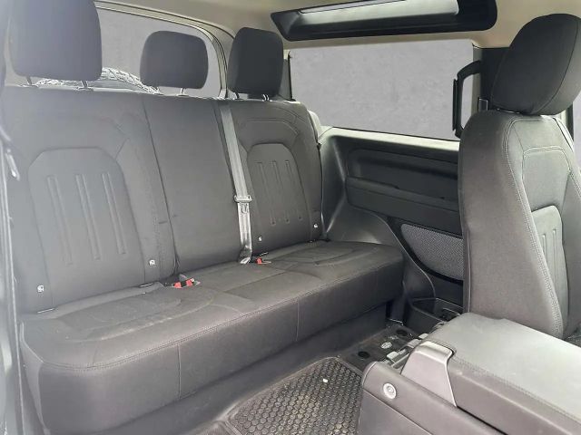 Land Rover Defender 90 D200