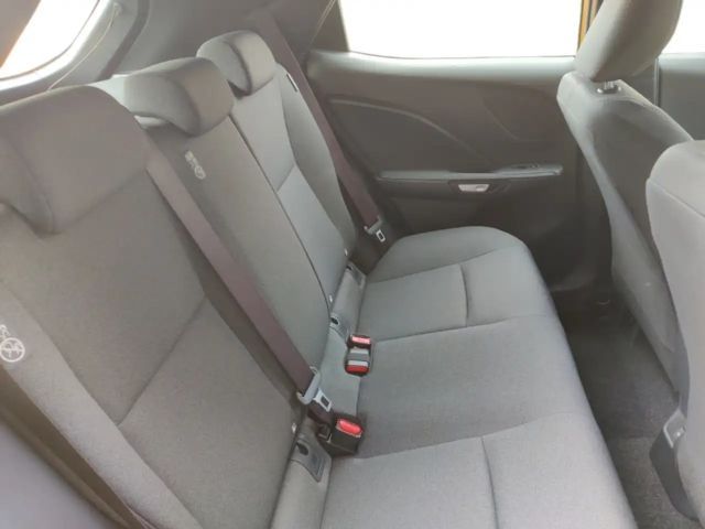 Lexus LBX FWD *LED*CAM*CarPlay*SHZ*PDC*Spurhalteass*