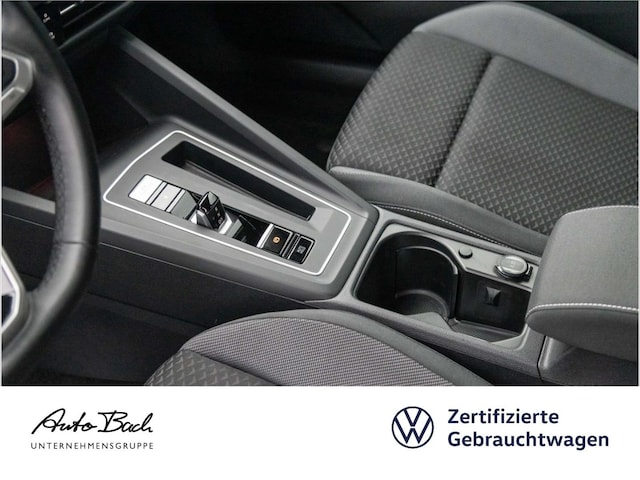 Volkswagen Golf 1.5 eTSI DSG Golf VIII