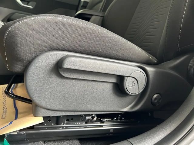 Hyundai Kona 64 kWh Electric