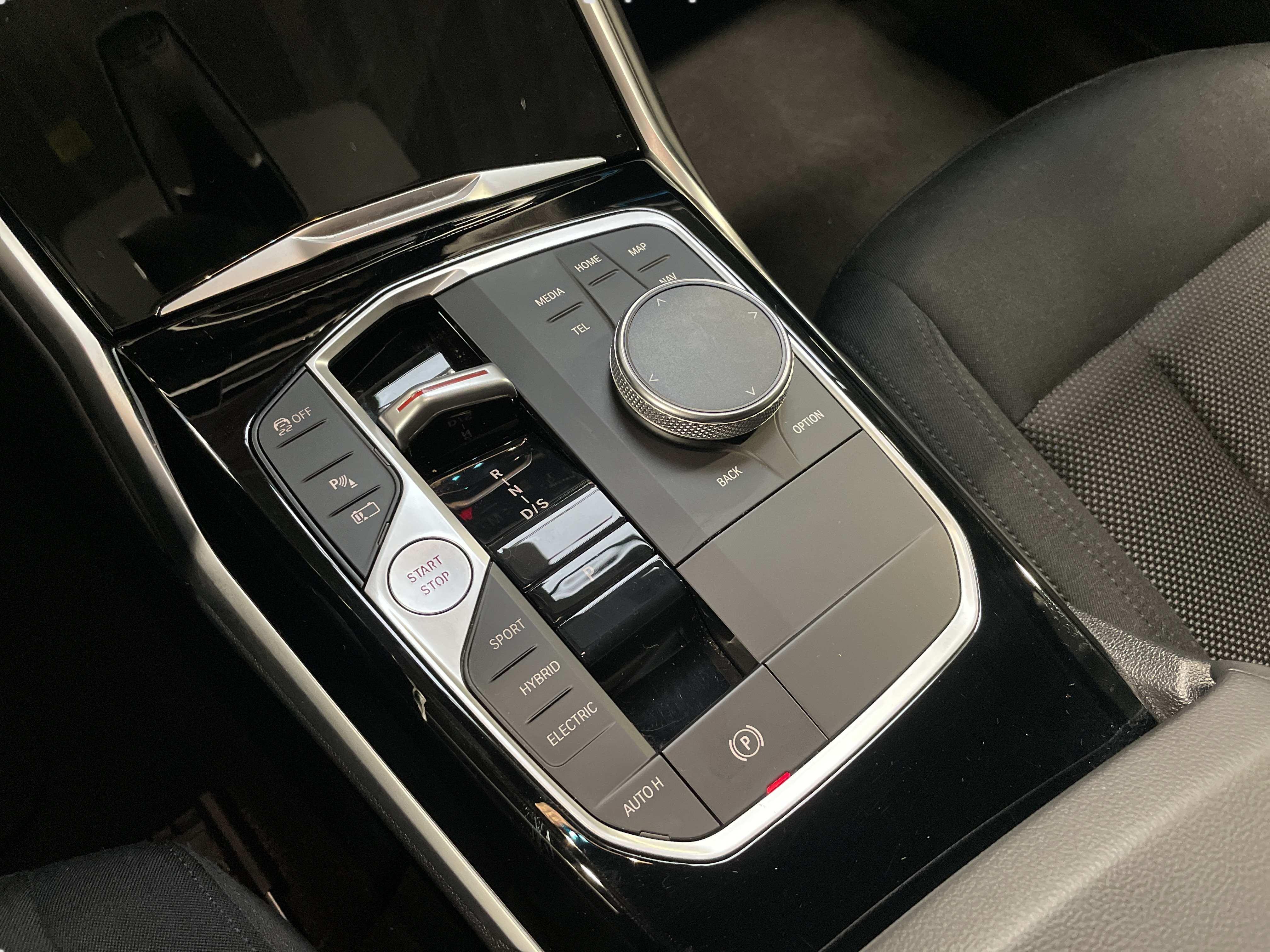 BMW 330 330e Touring