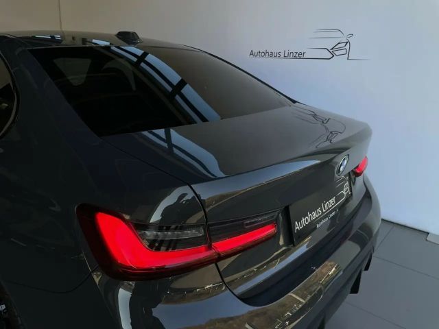 BMW 320 320d Sedan xDrive