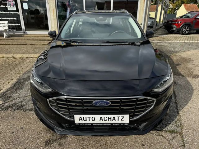 Ford Focus Titanium Wagon