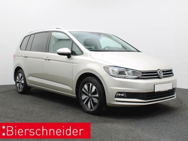 Volkswagen Touran 1.5 TSI DSG Move