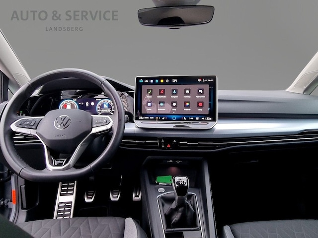 Volkswagen Golf 1.5 TSI Variant