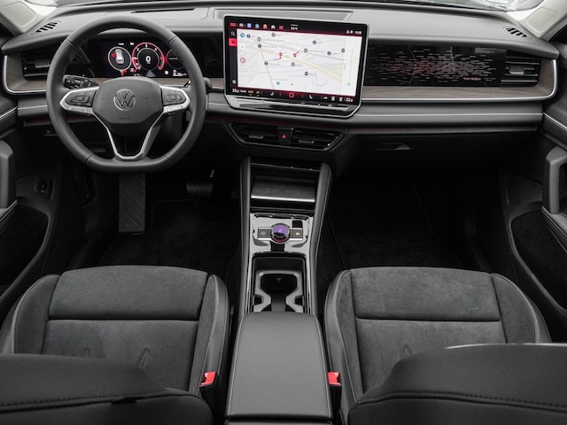 Volkswagen Tayron 2.0 TDI DSG 7-Sitze NAVI PANO