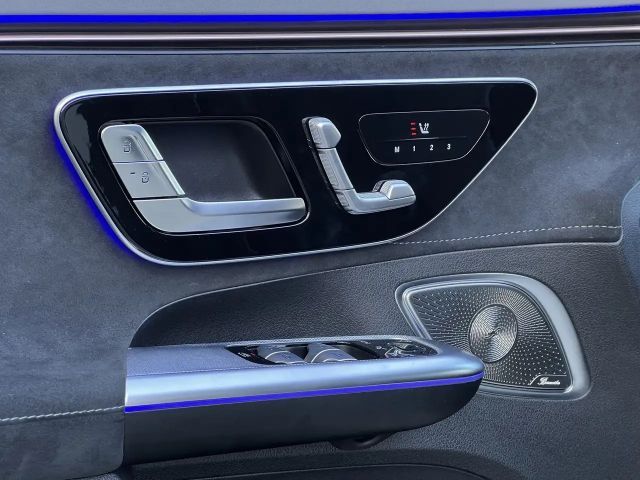 Mercedes-Benz EQE 300 AMG Line Sedan